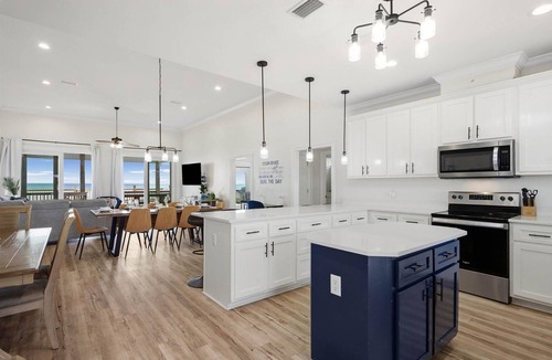 Dauphin Island House | Family Friendly Sound Front + Across the Street from the Gulf, Pet OK