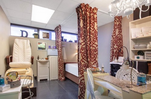 Florida Center Hotel | Family Getaway! 4 Comfy Units Close to The Wheel at ICON Park Orlando! Parking!