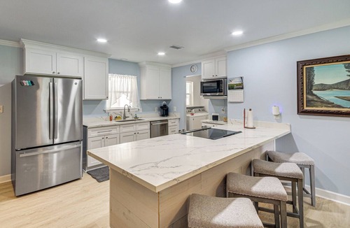 Carriere House | Family Getaway w/Pool on 8 Acres in Carriere!