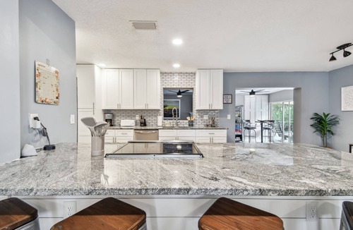 St. Augustine South House | Family HEATED POOL mins to dt/ beaches/inlet, 2 boat drops, pets ok