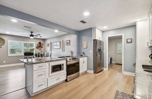 St. Augustine South House | Family HEATED POOL mins to dt/ beaches/inlet, 2 boat drops, pets ok