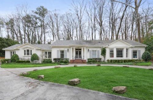 Morningside-Lenox Park House | Family Home Aurelia Abode