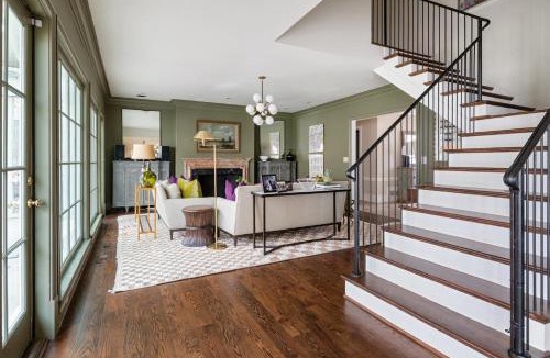 Morningside-Lenox Park House | Family Home Aurelia Abode