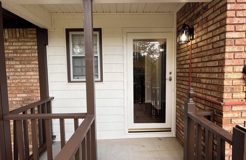 Alabaster House | Family Retreat 5 Bed 3.5 Bath ALE/Work Groups