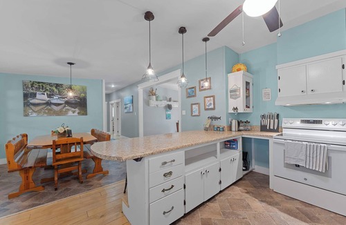 Oak House | Family River Retreat with Kayaks and Fire Pit