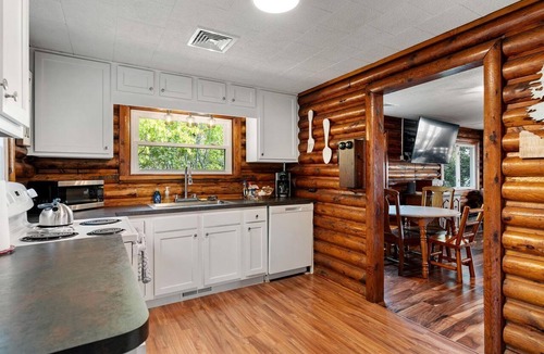 St Ignace House | Fantastic Lakefront Beach House with Stunning Views in St. Ignace, Michigan