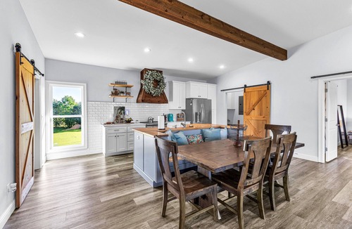 Millbrook House | Farm Stay w/Pool, Animals & Privacy Near Town – Pet Friendly