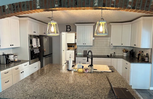 Glencoe House | Farmhouse in the country but close to the beach
