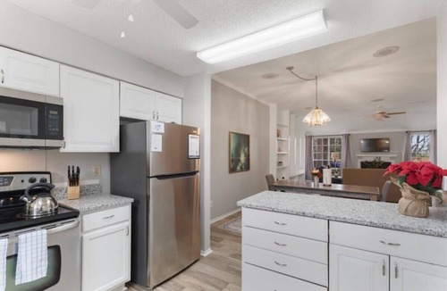 Gunter Afs House | Fenced Yard, Near Shops & Dining- Capital City Gem