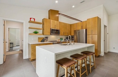 Fernandina Beach House | Fern Cottage -Historic Downtown Fernandina Beach-Monthly Only!