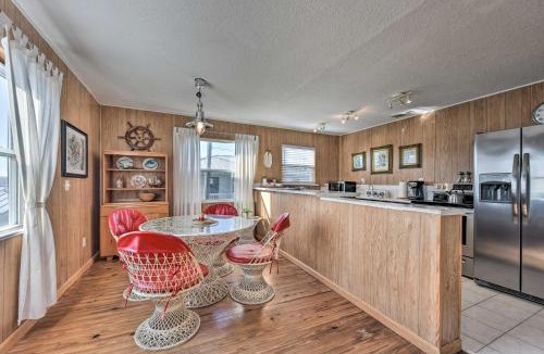 Fernandina Beach House | Fernandina Cottage w/Deck + Direct Beach Access!