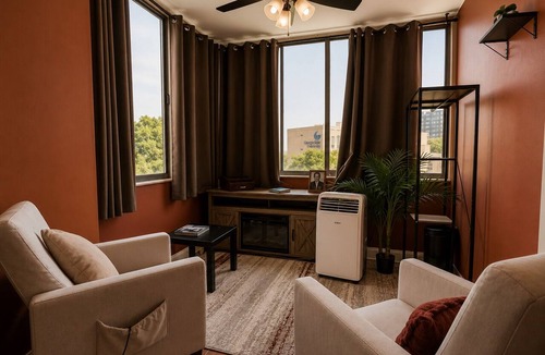 Downtown Atlanta Condo | FIFA 2BR Stay-WFH · Mercedes-Benz Stadium 10 min