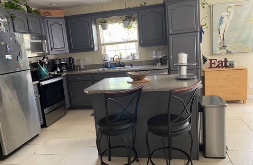 Port Orange House | FINS UP - Amazing spacious home with outdoor kitchen, private pool and hot tub