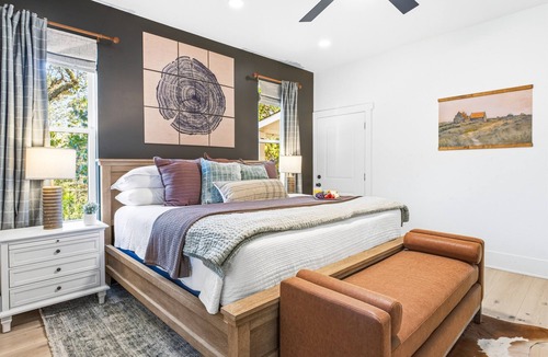 Thomaston House | Firefly Farms | Private Lake, Hot Tub & Game Barn