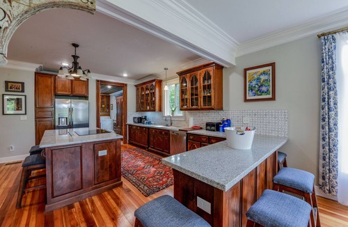 Samantha House | Firefly Lake House - Gorgeous Lake Access and Nature!