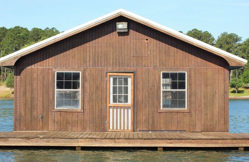 Clopton Cabin | Fisherman's Paradise on 120-acre Private Lake