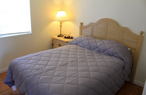 Shoreline Park House | Fishing, Boating, Relaxing, 15 Min Boat Ride To Open Water, 15 Drive To Town.