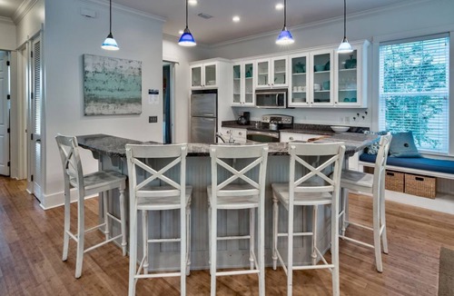 Seagrove Beach House | ‘FIVESEASONS’ Beautiful PET friendly HOME 🏖 2 POOLS * SHORT WALK TO BEACH