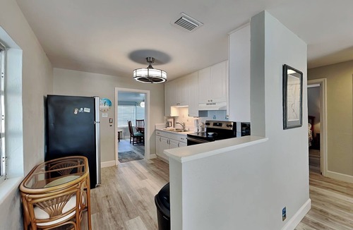 Ormond Ocean Gard House | Flip Flop Oasis | Beach Bungalow w/Modern Comforts