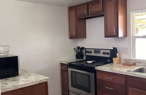 Satsuma House | Fogarty Hideaway - Dunn's Creek & St. Johns River 2 Bdrm and 2 Bath.