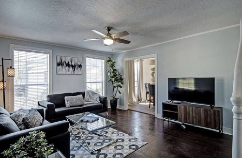 Fondren Apartment | Fondren: Modern Magnolia