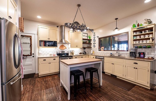 Williamsburg Cottage | Forest Haven - A Spectacular Cottage Home on Antrim's Chain of Lakes