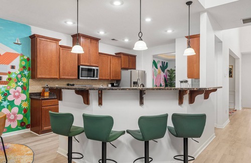 Columbus House | Fort Benning Family Escape Lounge Getaway