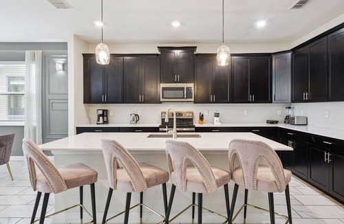 Davenport House | Four Corners luxury home with WATER PARK and BBQ