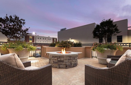 Montgomery Apartment | Free Breakfast. Outdoor Pool. Gym. Your Next Trip!