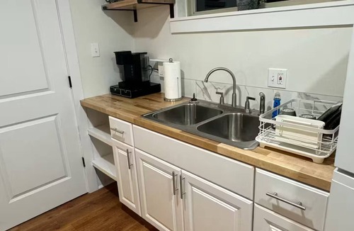 Baker Apartment | Frenchie’s Retreat
