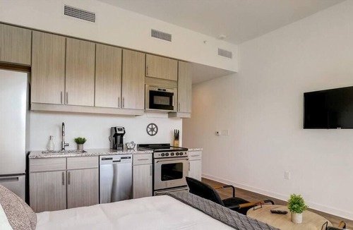 Avondale Apartment | Frontdesk | Spacious Studio near Sloss Furnaces