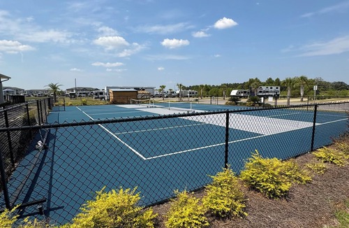 Foley RV Rental | Full Hookups, 3 Pools,Back-In RV Lot,Pet Friendly-OWA, Foley Sports, Gulf Shores
