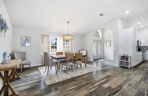 Palm Harbor House | Fun in the Sun Retreat | 3BR Pool Home | Dog Friendly | Minutes to Beach | Palm Coast