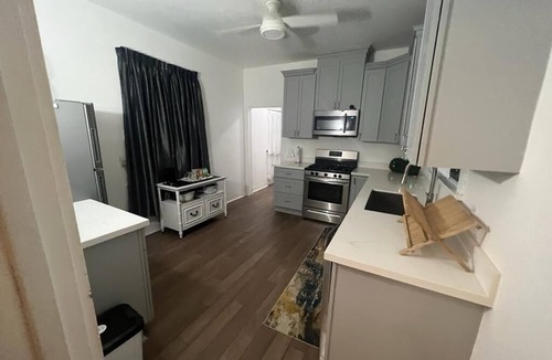 Desire Area Apartment | Furnished 1 BD Apartment IN NEW Orleans