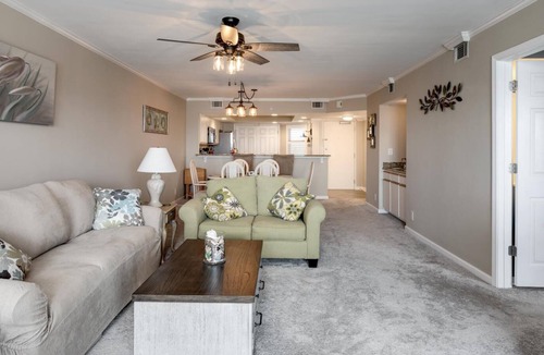 Parasol West Condo | G-823 Beautiful views of the gulf await you from the balcony!
