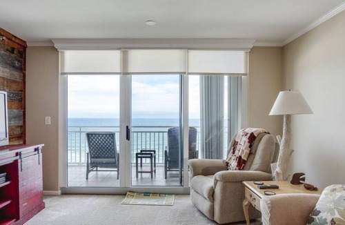 Parasol West Condo | G-823 Beautiful views of the gulf await you from the balcony!