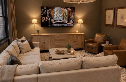 Tuscaloosa Apartment | Game Day Loft Walk to Bryant-denny Stadium 4ppl