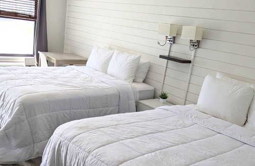 Lake City Hotel | Gateway Inn