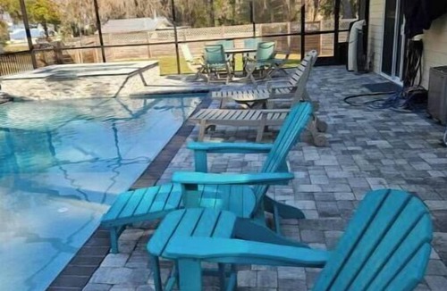 Waldo House | Gatornationals retreat with pool