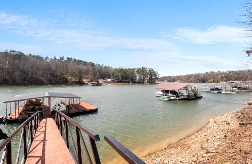 Cullman House | Generations Cove - Welcome To Your Perfect Lakefront Getaway!