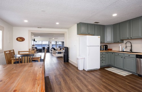 Florahome House | George's Lake House Sunset Special — Florahome, Keystone Heights, Palatka