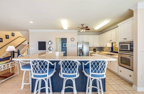 Gulf Shores House | 😎 Get 2026 Before its Gone! Blue Heron. 5BR Beachfront. Heat Pool! Awesome views. Secluded beach!