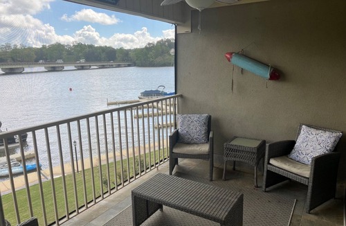 Alexander City Condo | Get away from your busy life and relax at this Cozy Lake Martin Condo!
