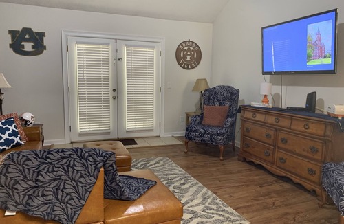 Auburn Condo | Get your Gameday on HERE!