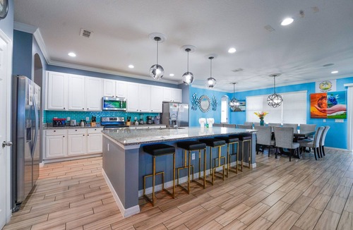 Loughman House | Global Bowling Villa, Sleeps 34