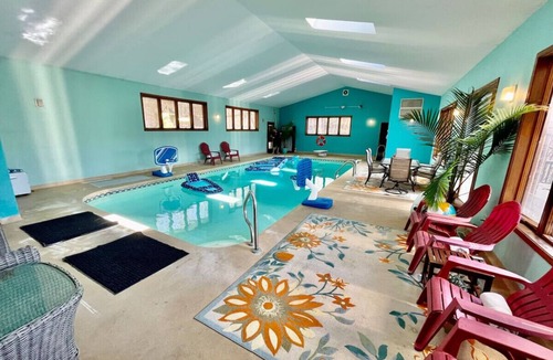 Kendall House | Gobles Estate w/indoor pool!