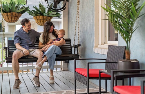 Pittsburgh House | Golf, Arcades, Projectors, Bikes, Themed Murals - DT ATL