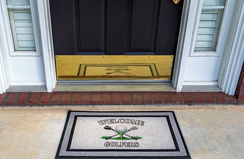 Mount Enterprise House | Golfers Paradise! 7- Minutes to Wild Spring Dunes Golf Resort! Sleeps 8!
