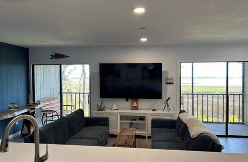 Saint Augustine Shores Condo | Gorgeous Condo in Historic St Augustine FL, close to Beaches, Shops and Pools.