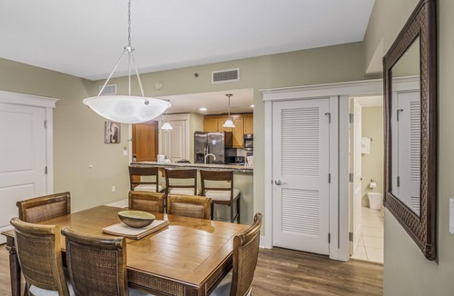 Baytowne Wharf Condo | Grand Comfort: 2 BR w/Golf Cart & Bay Views at Sandestin Golf and Beach Resort!